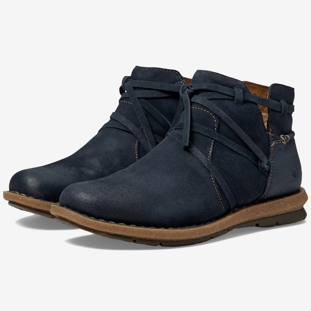 BORN Tarkiln Ankle Boots Navy Distressed Size 8